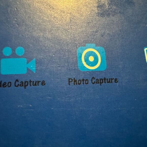 Kids Digital Camera Like New! Video, Photos, Rechargeable! - Picture 13 of 16